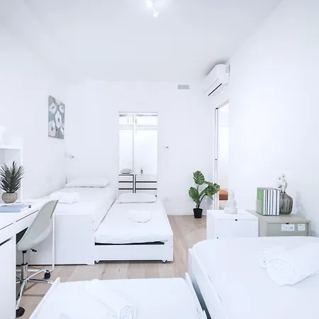 Easylife - - Macchi 61 - * Μιλάνο