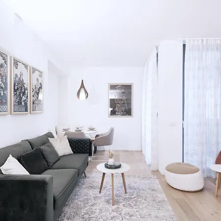 Easylife - - Macchi 61 - Lejlighed